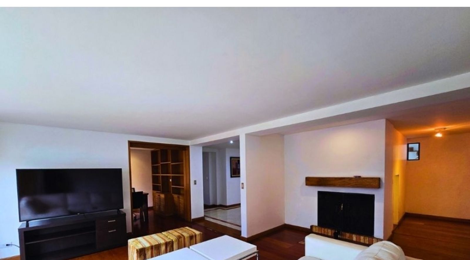 Foto 3 de 20: Apartamento en Lago Gaitan, Bogotá D.C.