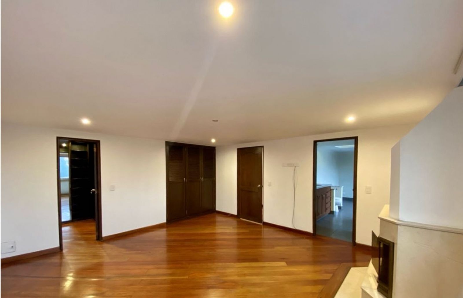 Foto 17 de 20: Apartamento en Cerros De Los Alpes, Bogotá D.C.