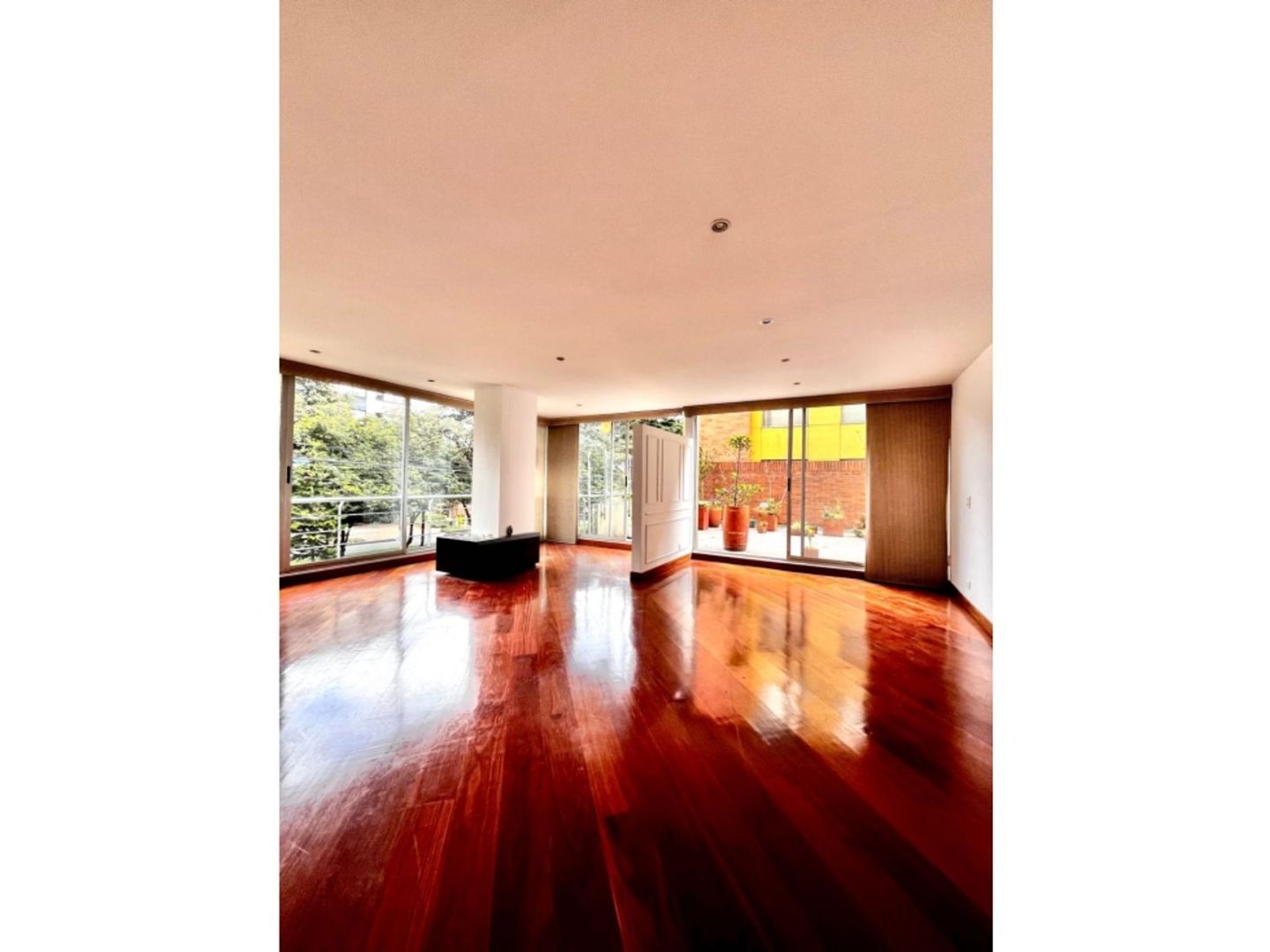 Foto 1 de 20: Apartamento en San Patricio, Bogotá D.C.