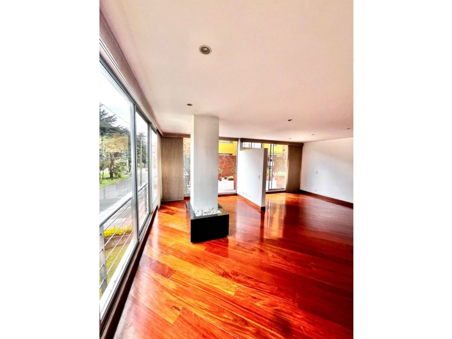 Foto 2 de 20: Apartamento en San Patricio, Bogotá D.C.