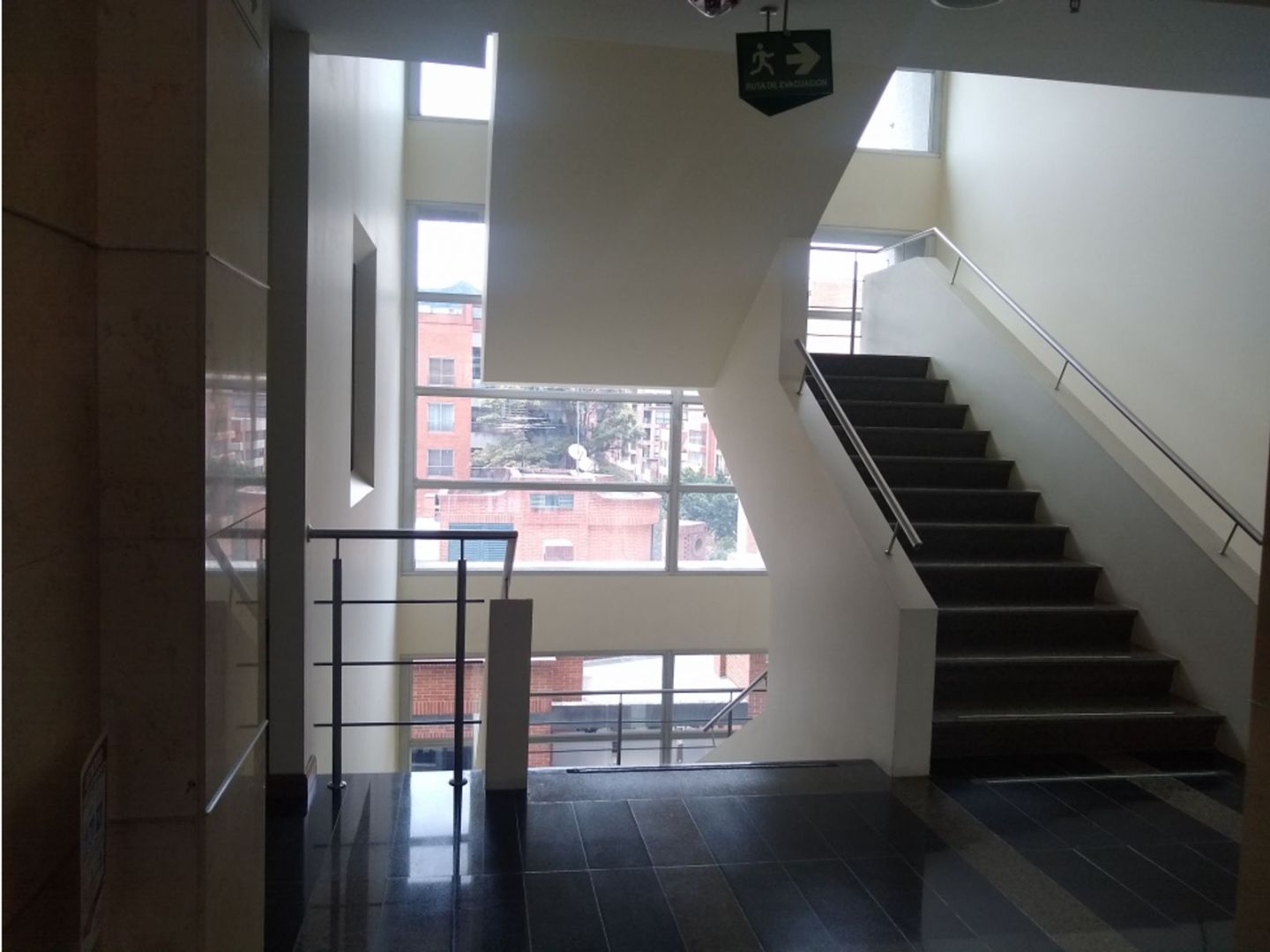 Foto 10 de 20: Oficina en Chicó Norte ET III, Bogotá D.C.