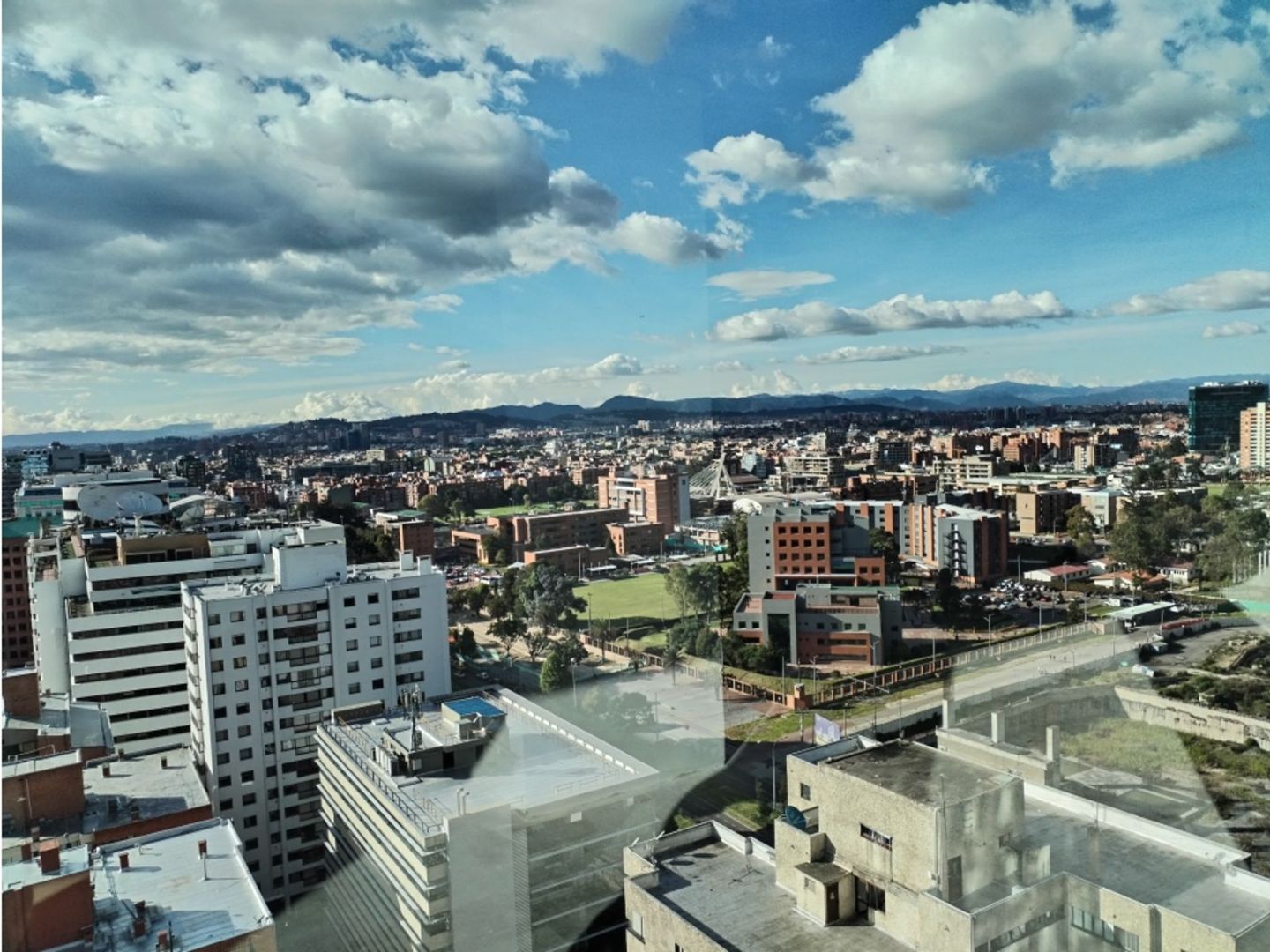 Foto 15 de 16: Oficina en Chicó Norte ET II, Bogotá D.C.