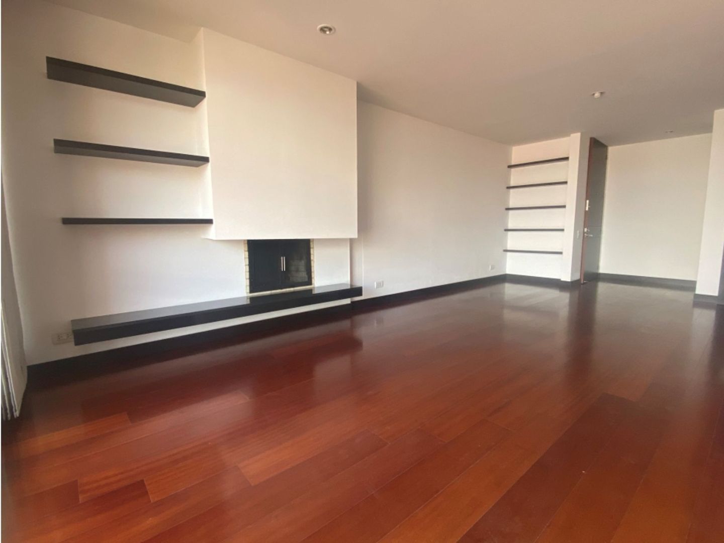 Foto 2 de 12: Apartamento en Cerros De Los Alpes, Bogotá D.C.
