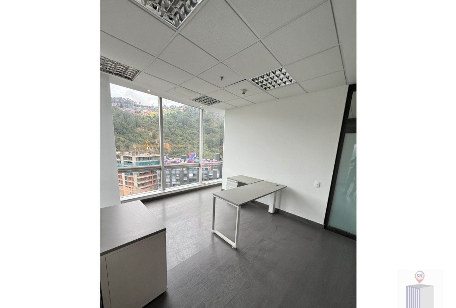Foto 9 de 20: Oficina en Cedro Salazar, Bogotá D.C.