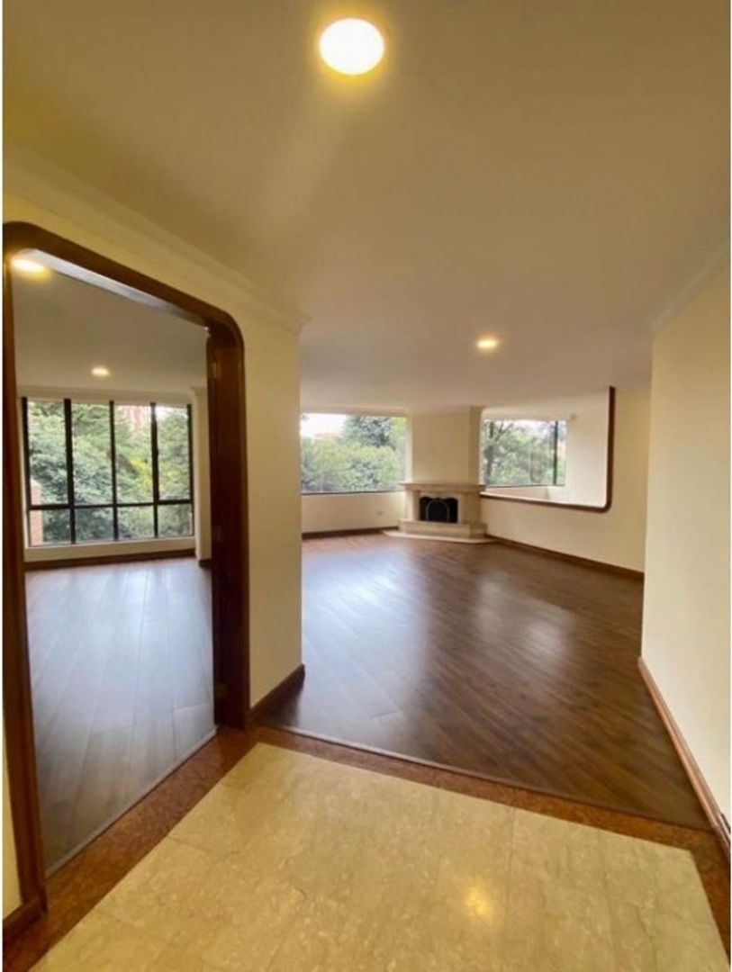 Foto 2 de 20: Apartamento en Santa Bárbara Central, Bogotá D.C.