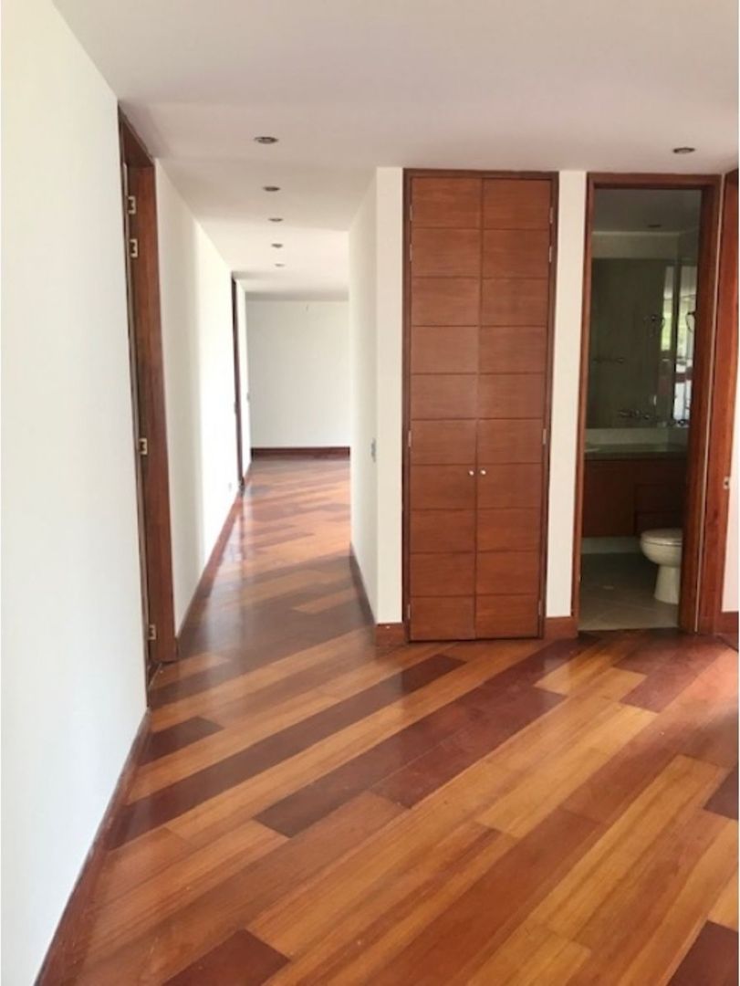 Foto 13 de 18: Apartamento en Santa Bárbara Oriental, Bogotá D.C.