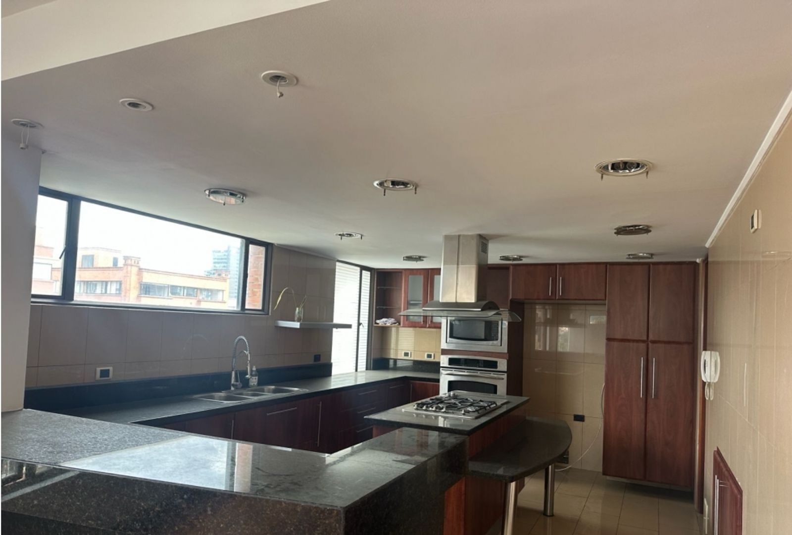 Foto 3 de 20: Apartamento en Santa Bárbara Central, Bogotá D.C.