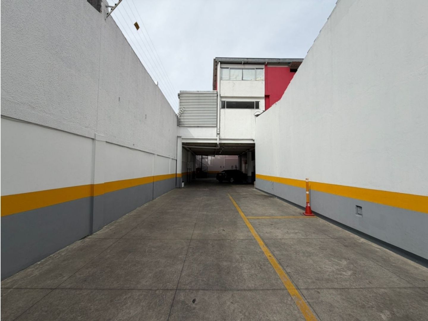 Foto 17 de 18: Local Comercial en El Contador, Bogotá D.C.