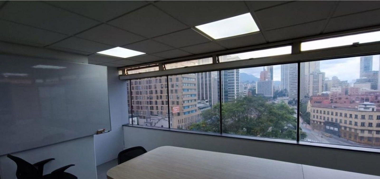 Foto 4 de 15: Oficina en Samper, Bogotá D.C.