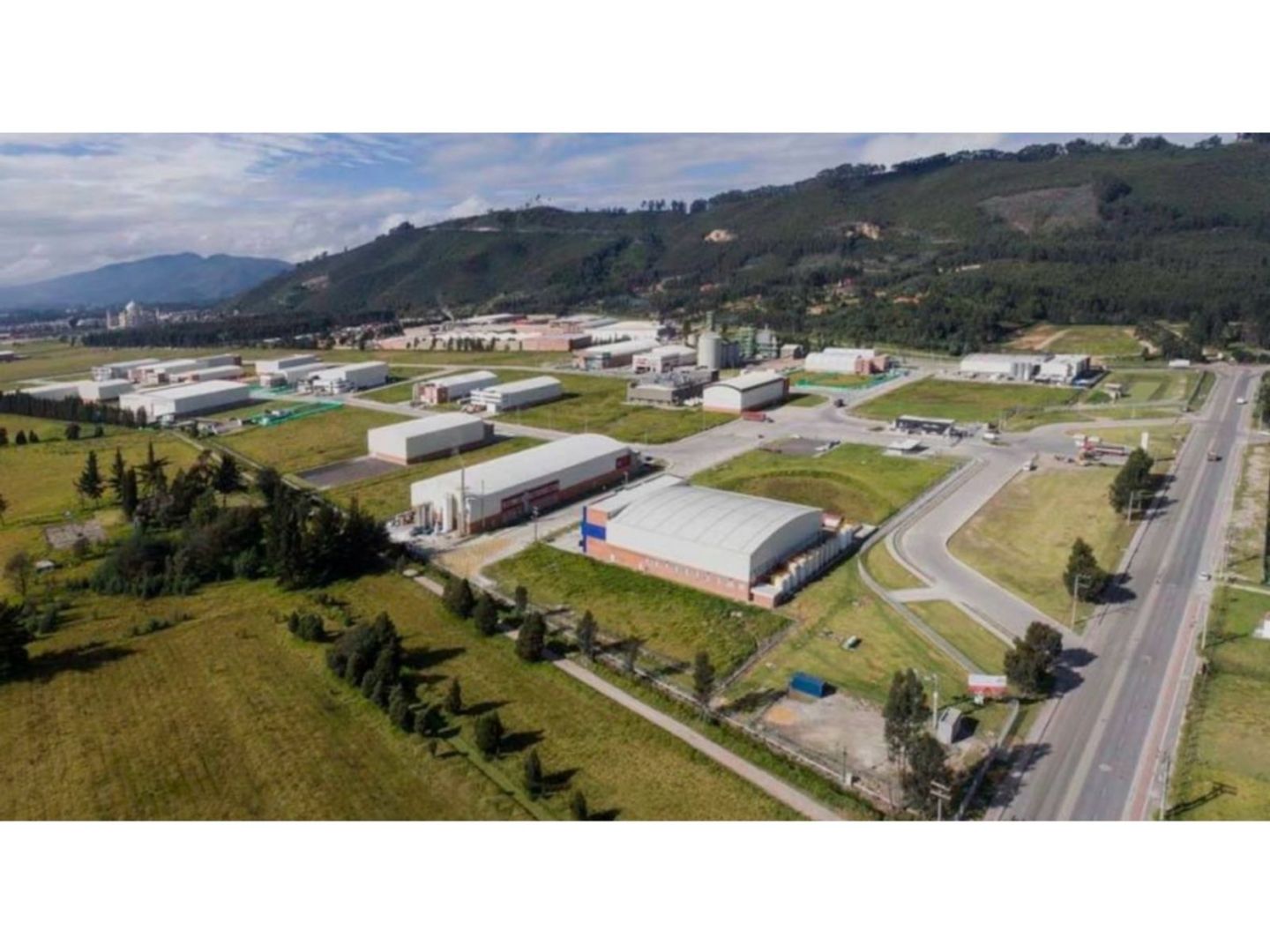 Foto 1 de 16: Lote en Sector Centro, Tocancipá