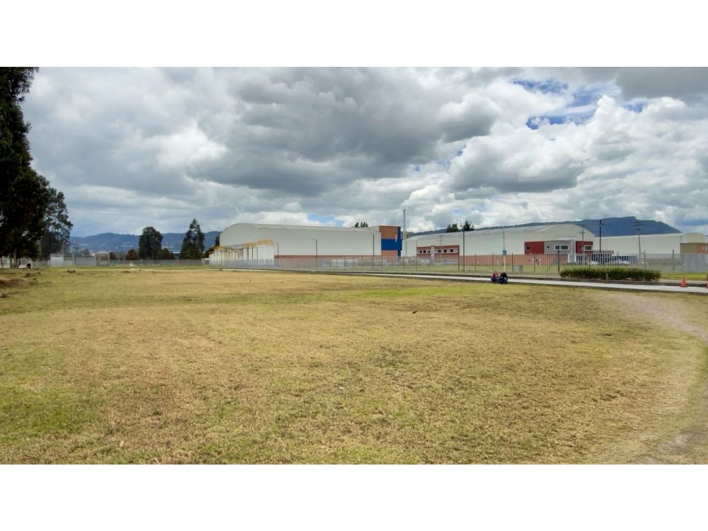 Foto 4 de 16: Lote en Sector Centro, Tocancipá