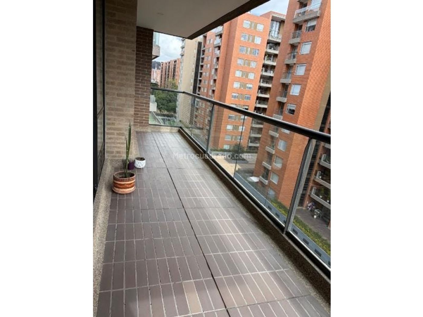 Foto 3 de 10: Apartamento en El Plan, Bogotá D.C.